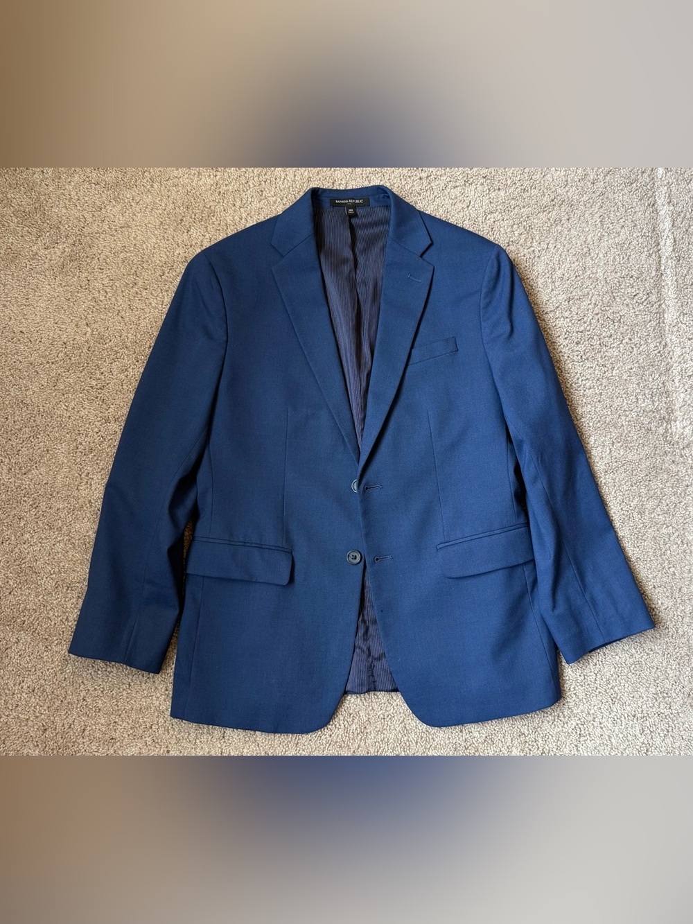Banana Republic Blue Suit Mens 38S
31×30 Slim Fit 2 Piece